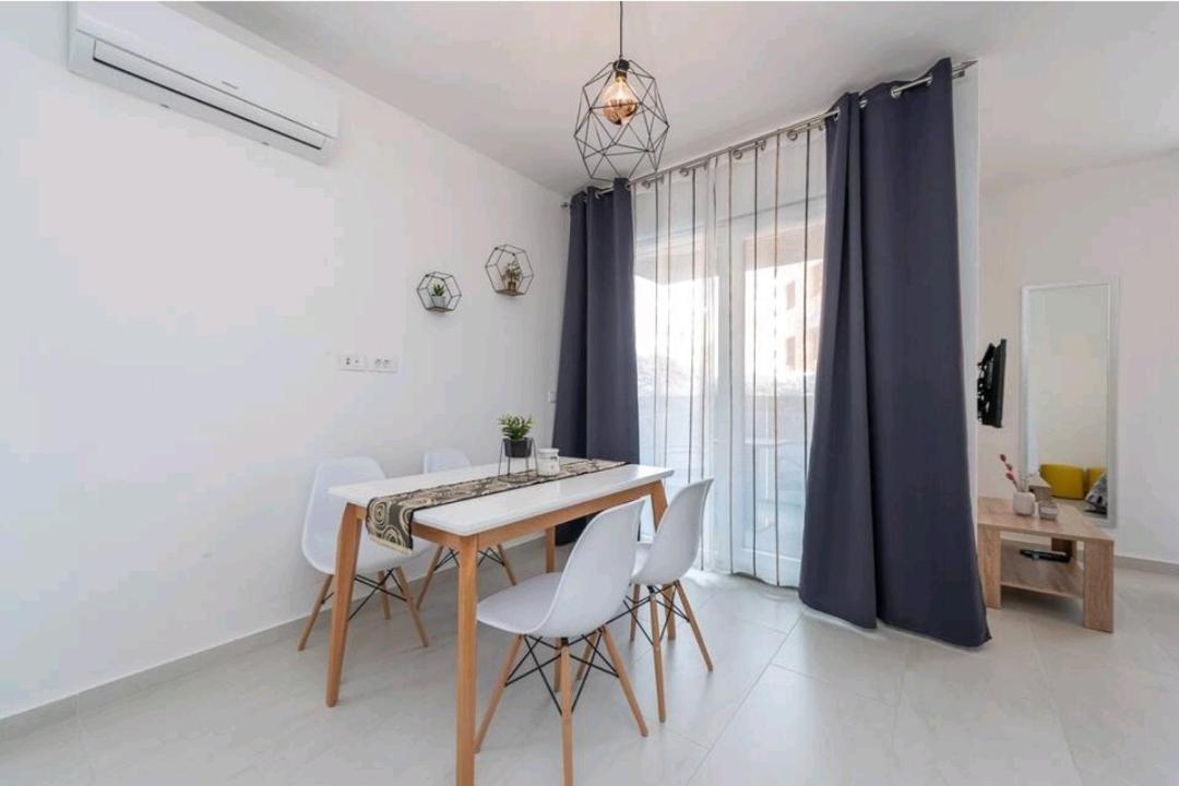 Apartments House Novel โนวาลยา ภายนอก รูปภาพ