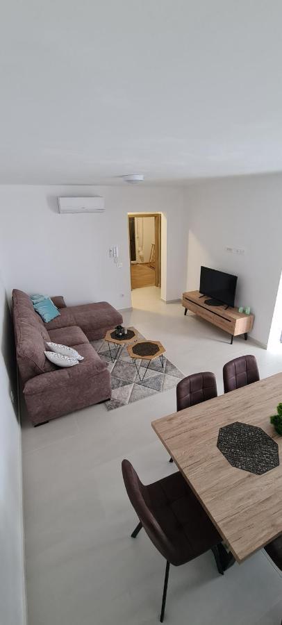 Apartments House Novel โนวาลยา ภายนอก รูปภาพ