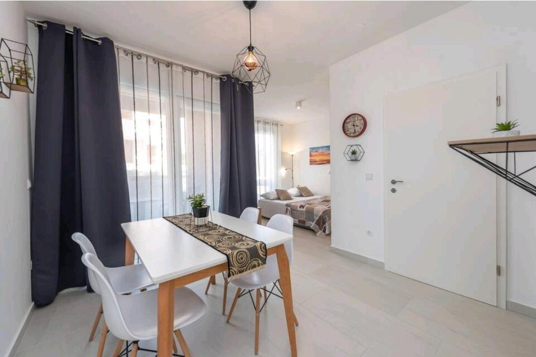 Apartments House Novel โนวาลยา ภายนอก รูปภาพ